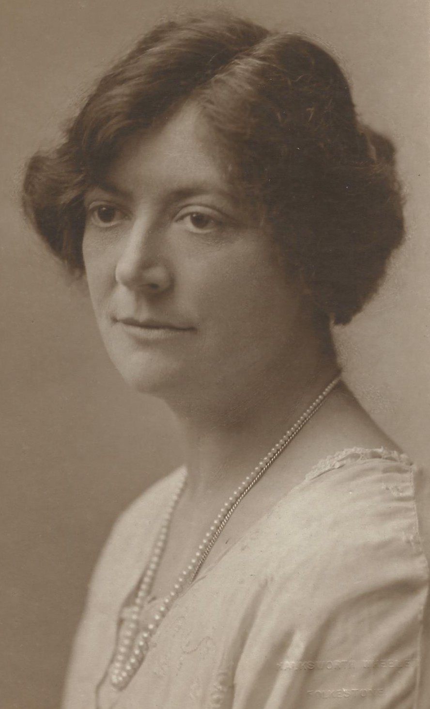 Portrait photograph of Susan Spain-Dunk